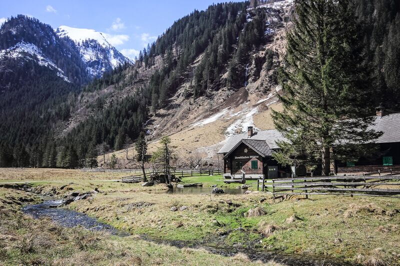 Datei:Breitlahnhütte kleinsölk 99365 2019-04-18.jpg