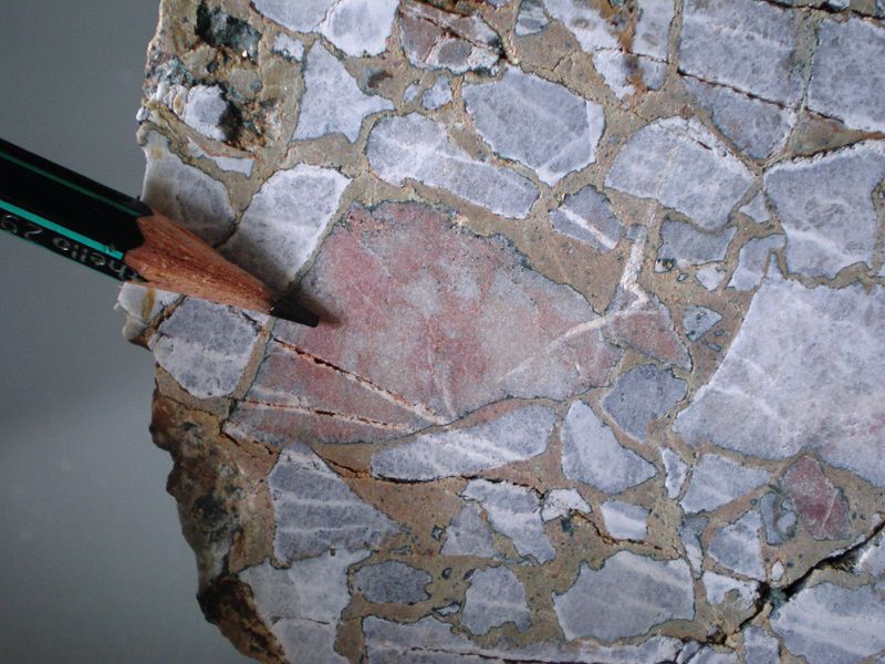 Datei:135 VORA 9, Kalkbrekzie.jpg