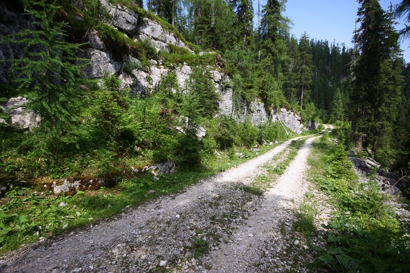 Datei:Lucken kemetgebirge 97279 2015-07-16.jpg