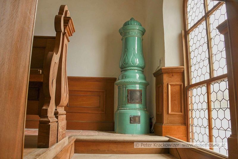 Datei:Schloss Trautenfels Schlosskapelle 06.jpg