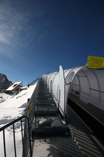 Datei:Förderband Skyline 93362 2015-06-25.jpg