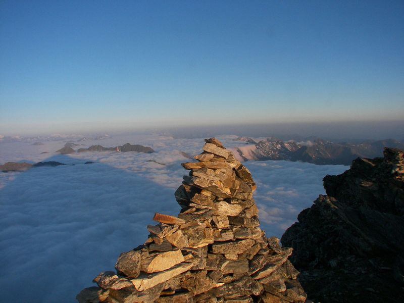Datei:Hochgolling sunrise 16393 2006-07-05.jpg