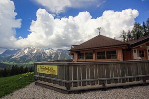 Wieslechalm fastenberg-planai 74150 2018-05-12.jpg