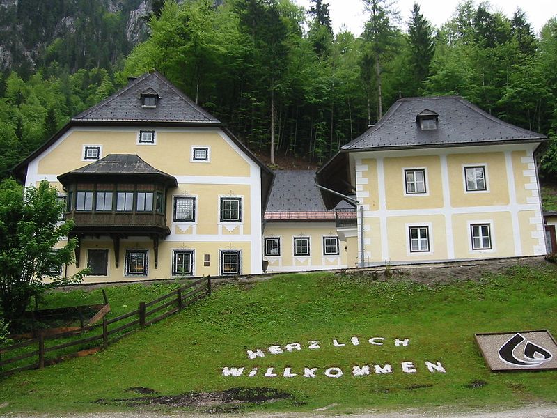 Datei:Wildalpen Tullecksches Gewerkenhaus.jpg