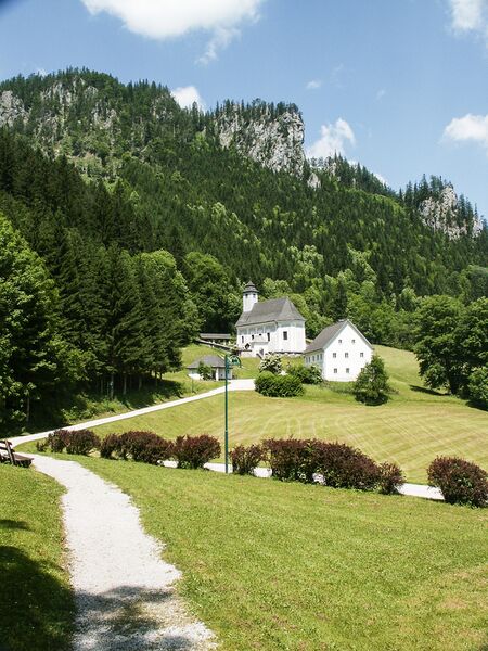Datei:Bergsteigerfriedhof Johnsbach-31-31. Mai 2005.jpg
