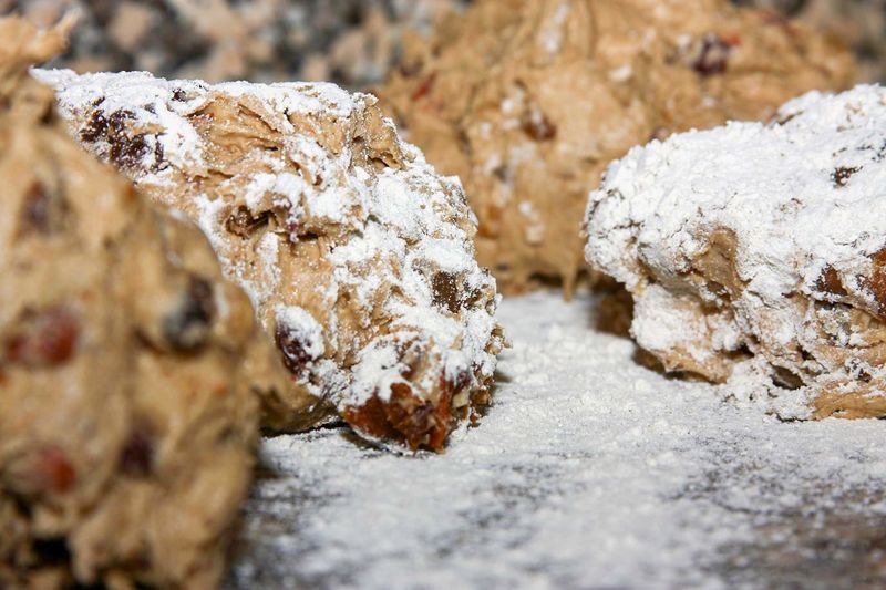 Datei:Kletzenbrot 80180 2014-12-11.jpg