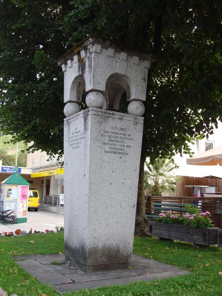 Datei:Bauernkriegsdenkmal in Schladming.jpg