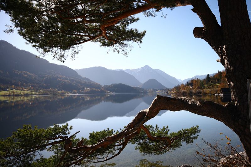 Datei:Grundlsee See 77905 2014-11-03.jpg