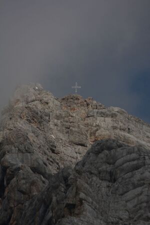 Hoher dachstein 31989 2011-06-16.jpg