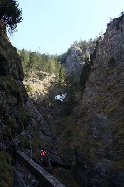 Datei:Wasserlochklamm palfau 70370 2018-04-23.jpg