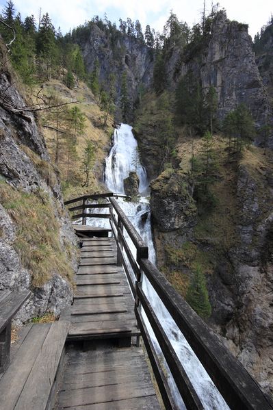 Datei:Wasserlochklamm palfau 70539 2018-04-23.jpg