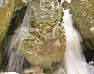 Bruckgrabenbach0748 n.jpg