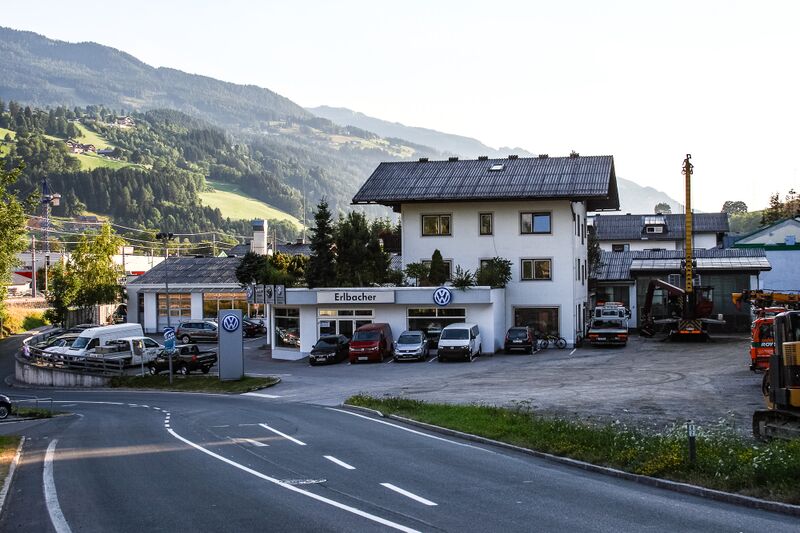 Datei:Autohaus erlbacher schladming-1000-2013-07-23.jpg