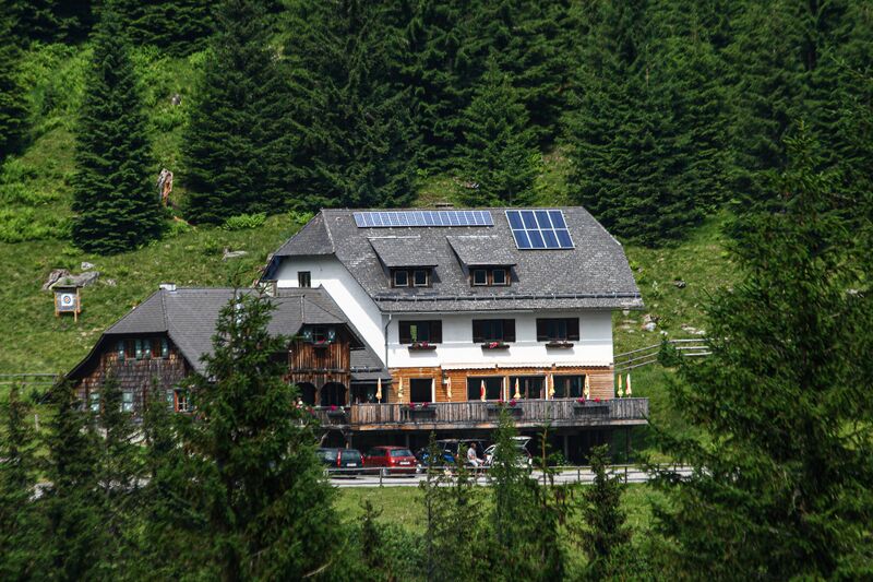Datei:Kreuzerhütte Zwieflerseen 4509 13-07-15.jpg