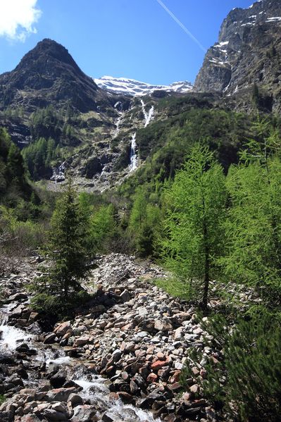 Datei:Gamskarbach sattental 46051 2017-05-19.jpg