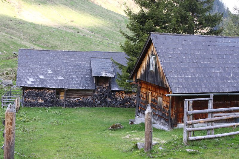 Datei:Strickeralm 55584 2014-05-02.jpg