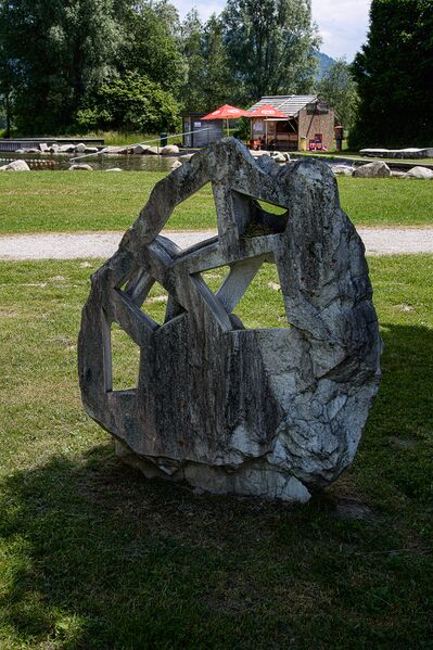 Datei:Durchblicke skulpturen-0916-2023-06-14.jpg
