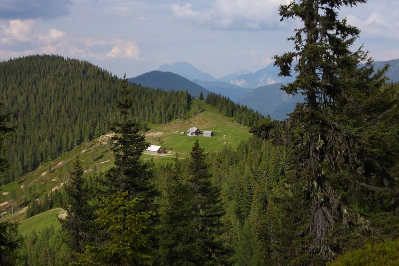 Datei:Plotscherhütten 84468 2014-06-18.jpg