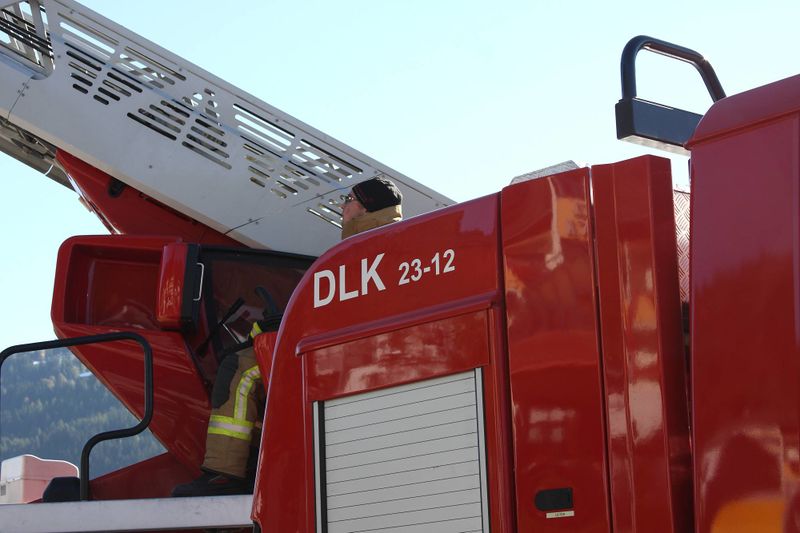 Datei:DLK-23-12 1462 2013-10-13.jpg