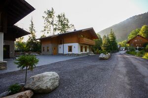 Dorf talbachschneke schladming 01077 2013-06-19.jpg