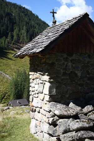 Kapelle tuchmoaralm 581 13-09-05.jpg