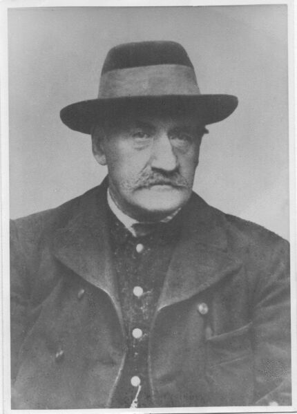 Datei:Simon Riemelmoser.jpg