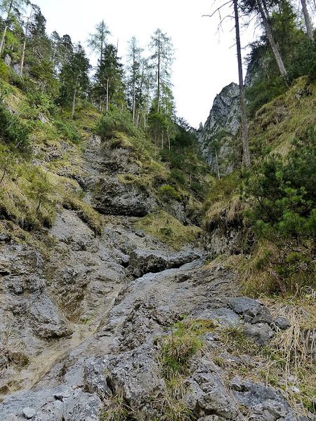 Datei:Humlechnergraben 54649 2014-04-27.JPG