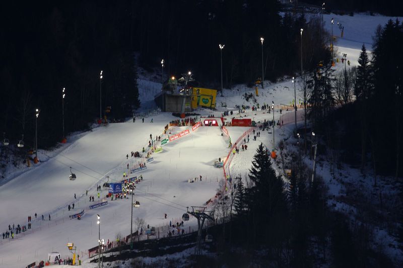 Datei:Nightrace 2016 17877 2016-01-26.jpg