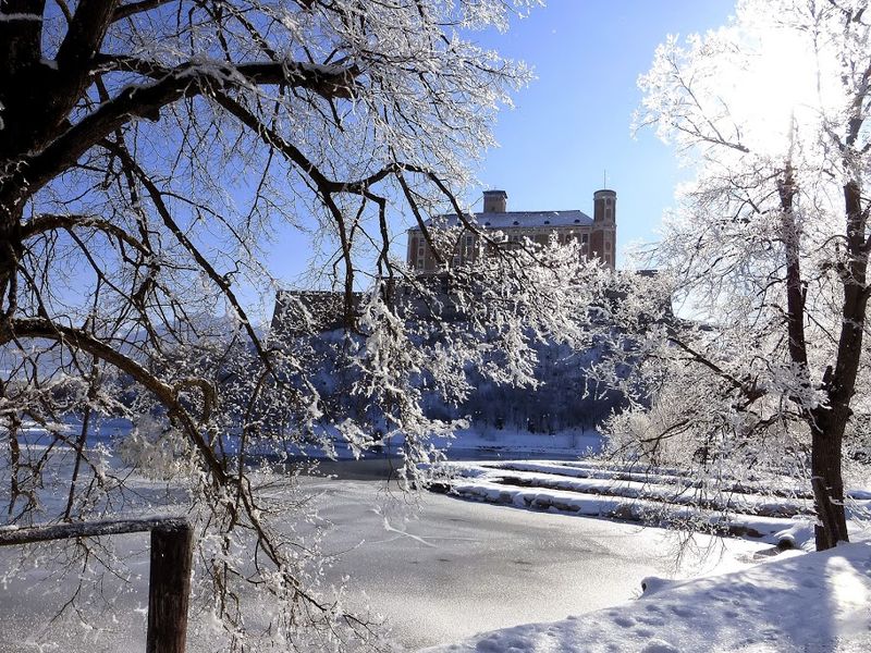 Datei:Schloss Trautenfels1340706.JPG