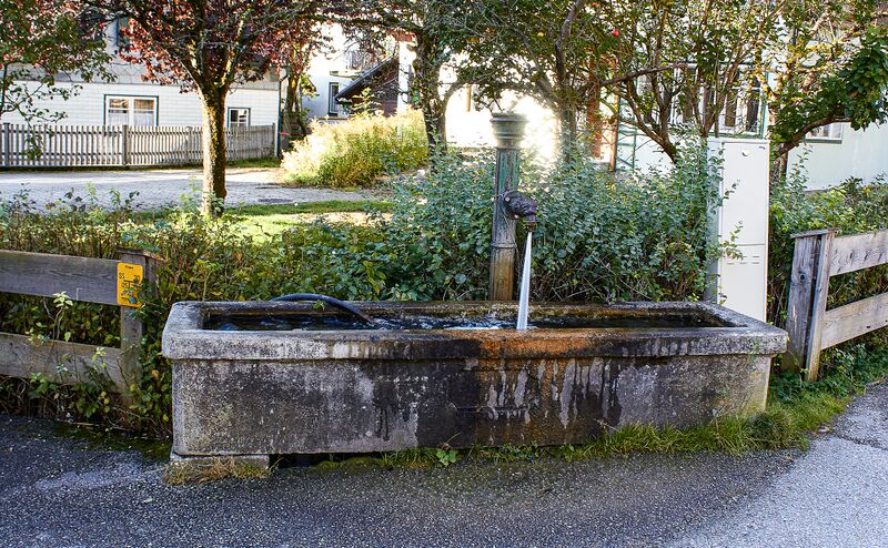 Datei:Fischerbrunnen altaussee-0127-2021-10-09.jpg