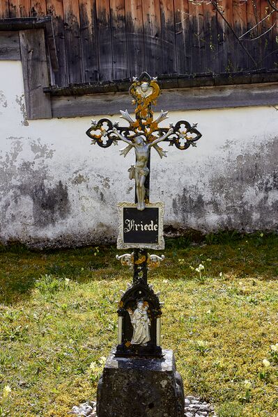 Datei:Pfarrkirche BM-0258-2023-04-22.jpg