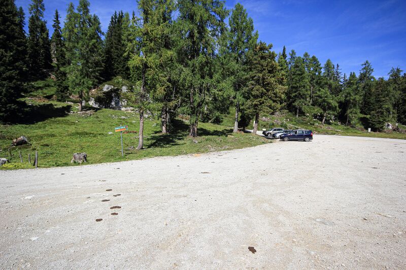 Datei:Rossfeld parkplz stoderstrasse 09171 2019-09-10.jpg