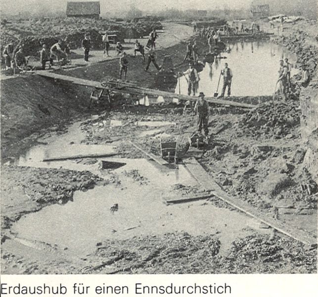 Datei:Erdaushub für Ennsdurchstich.jpg