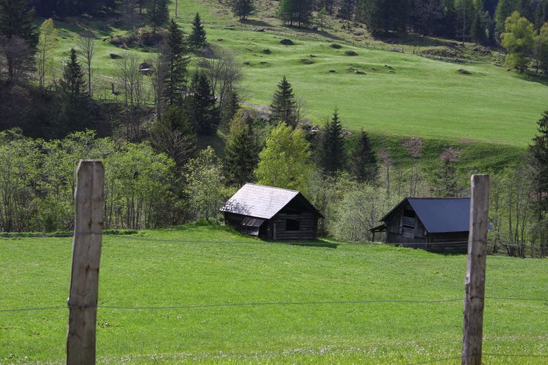 Datei:Heustadel mössna 55953 2014-05-02.jpg