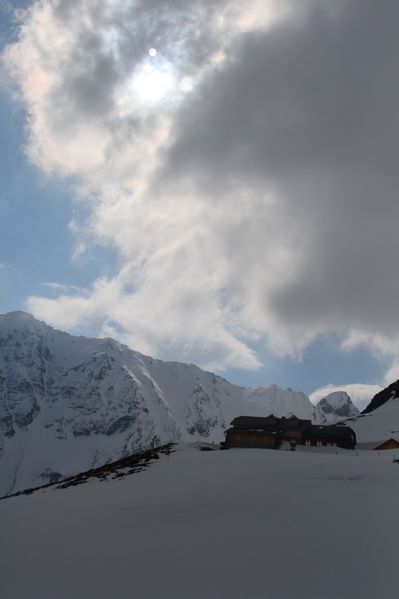 Datei:Keinprechthütte 3148 2009-05-03.jpg