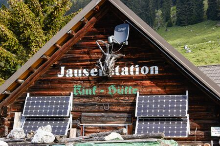 Kink hütte-0385-2022-05-18.jpg