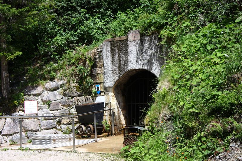 Datei:Thaddäusstollen walchen 66086 2014-07-01.jpg