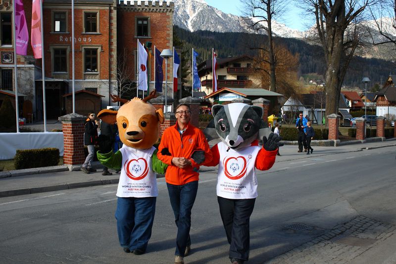 Datei:Spec.olymp17 38975 2017-03-16.jpg