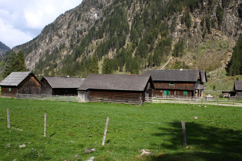Datei:Zauneralm kleinsölk obertal 54956 2014-04-30.jpg