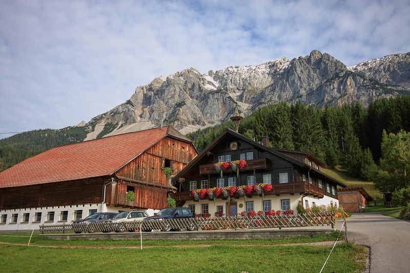 Datei:Mayerhofer-ramsau 1976 13-09-22.jpg