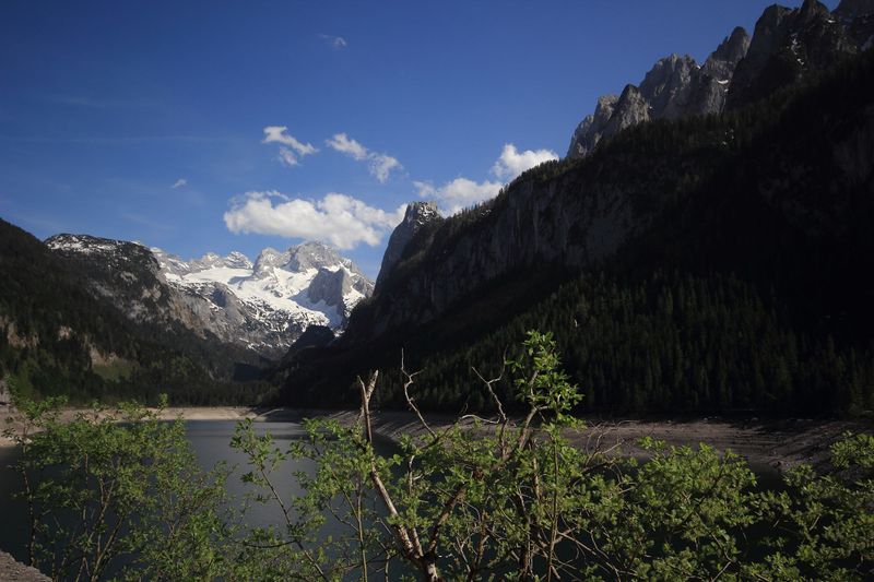 Datei:Vorderer gosausee 71194 2018-04-25.jpg