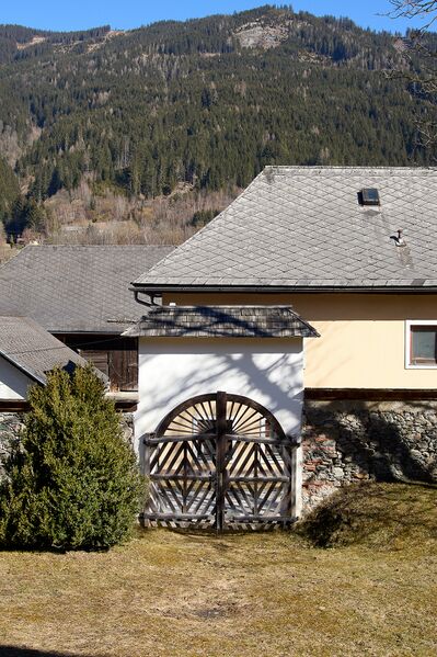 Datei:Friedhofsfläche hl.Georg-16-2025-03-06.jpg
