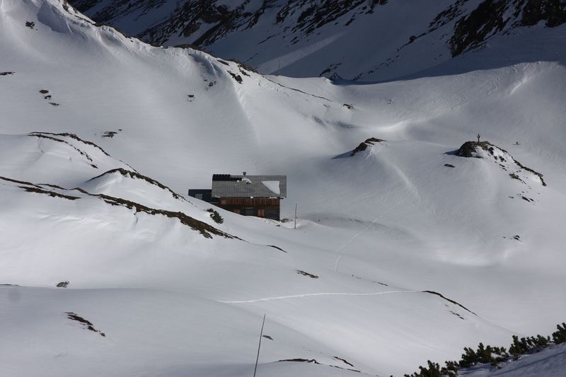Datei:Giglachseehütte 22183 2016-04-30.jpg