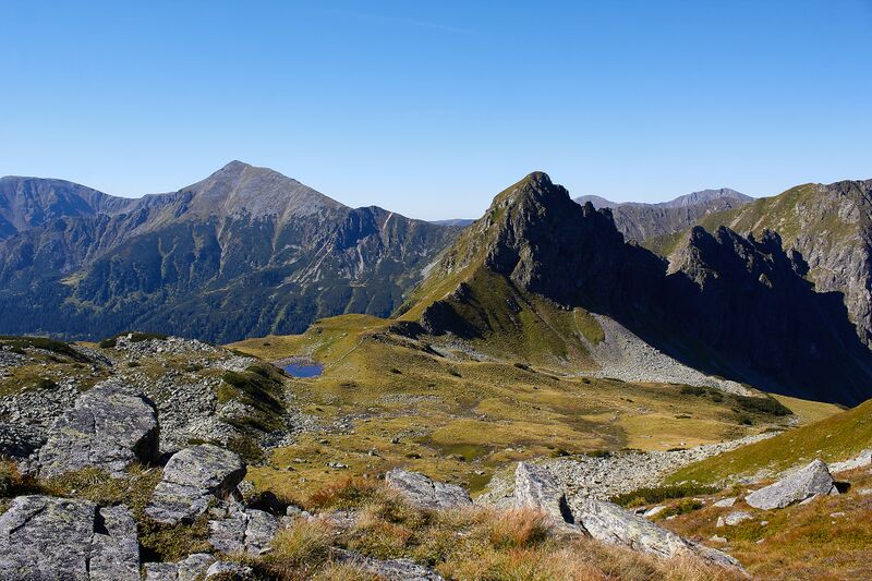 Datei:Bergsee schaunitztörl-3000096-2022-08-17.jpg