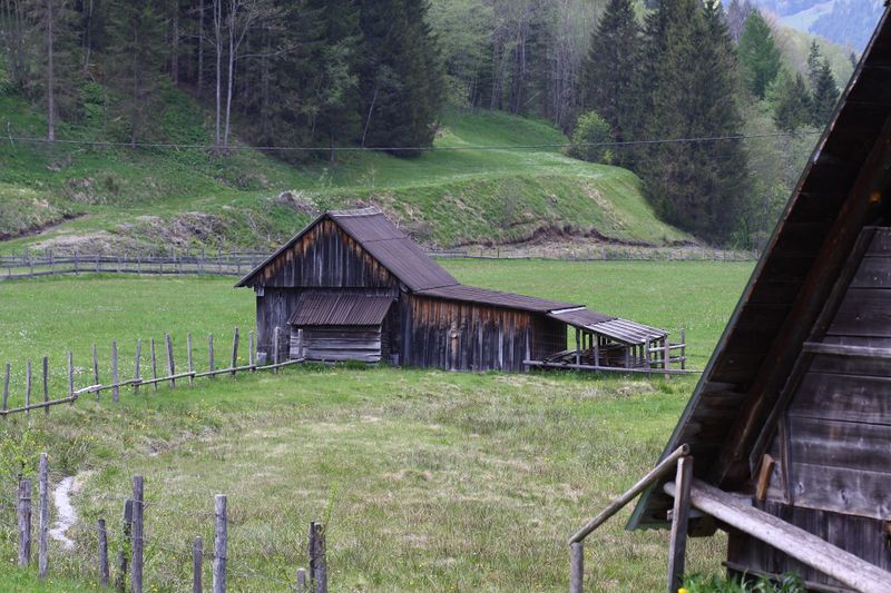 Datei:Heustadel mössna 56084 2014-05-02.jpg