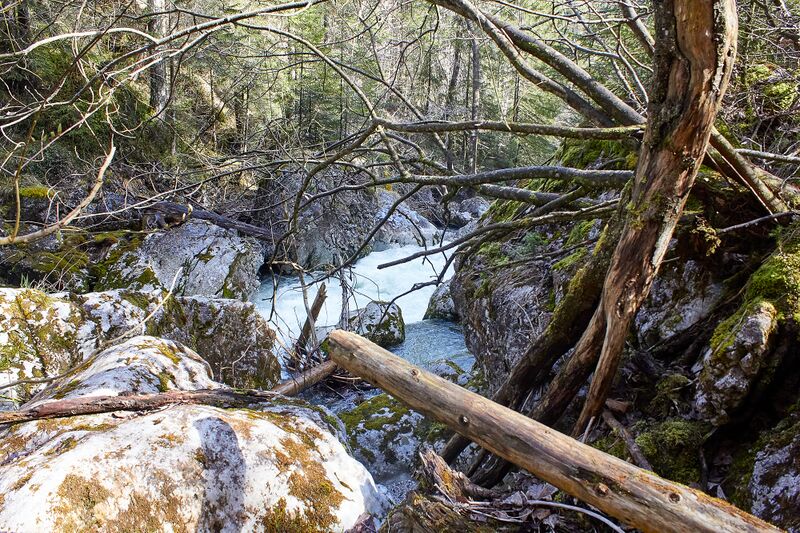 Datei:Klachauer gefällstufe-0119-2023-04-22.jpg