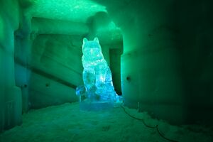 Eispalast dachsteingletscher 93027 2015-06-25.jpg