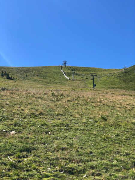 Datei:Gipfelbahn Vorderkar-40006-2022-08-03.jpg