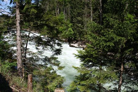 Gesäuseeingang 56957 2014-05-05.jpg