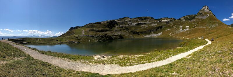 Datei:Augstsee loser-3102-2021-09-10.jpg